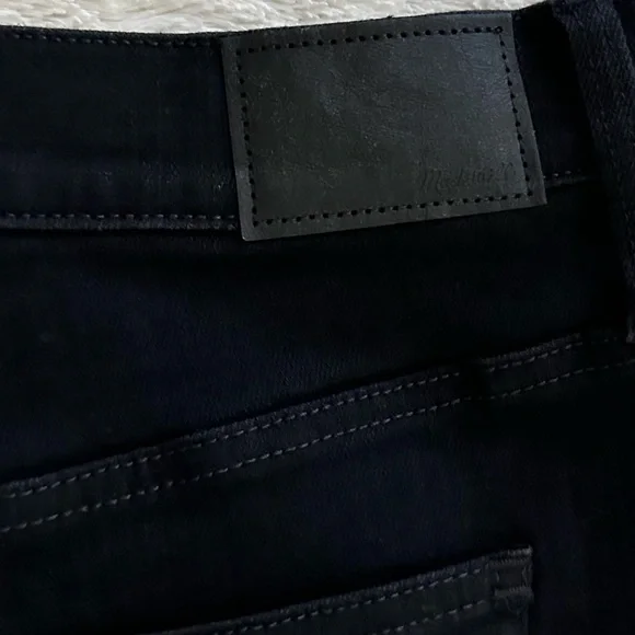 NWT Madewell Mid-rise Stretch Black Jeans // 33P - Picture 11 of 14